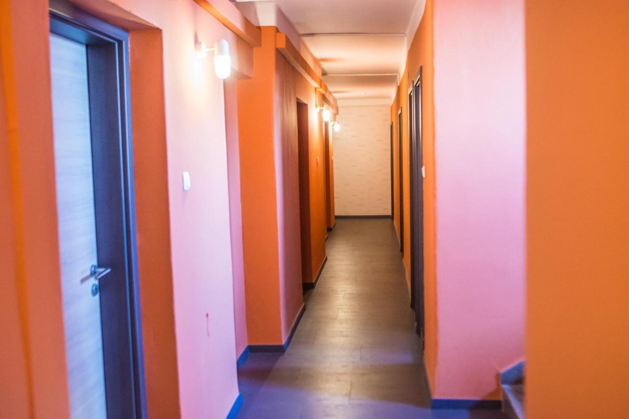 Hotel Turmfalke 24H Check In Линц Экстерьер фото